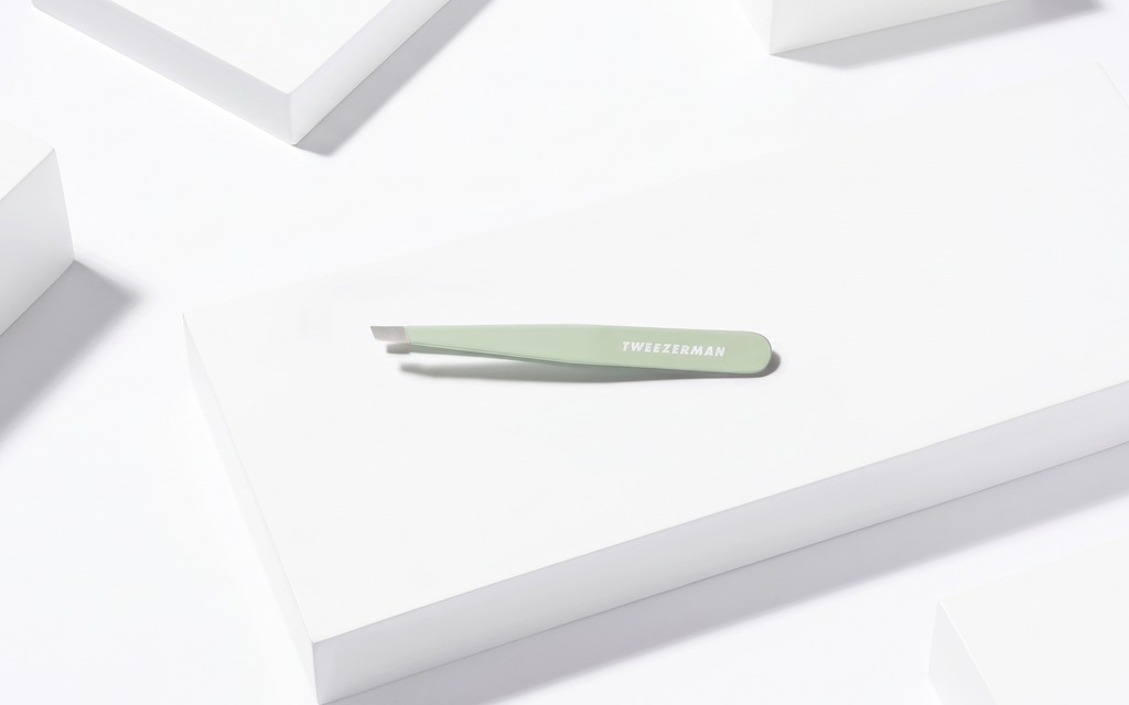 Tweezerman Slant Tweezer Pistachio
